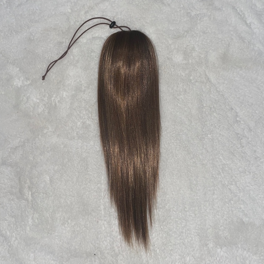 SALE!! BRAND NEW gorgeous clip in pony tail